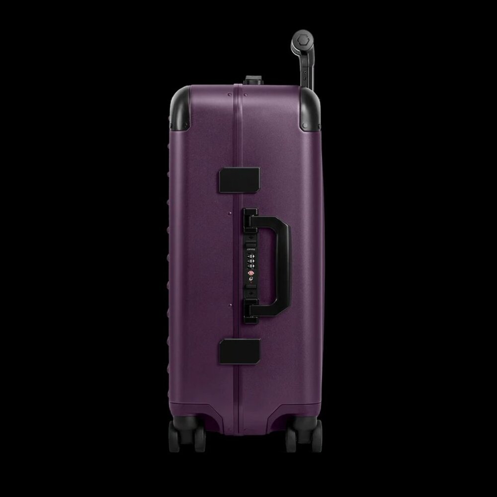 Solgaard Carry-On Closet Original size Medium in Provence Purple